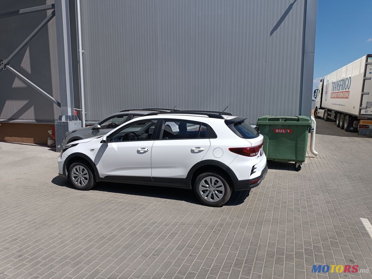 2021' Kia Rio X-Line photo #4