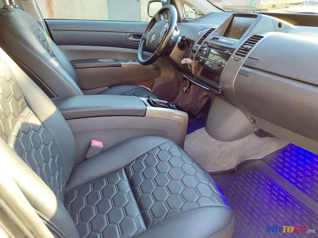 2007' Toyota Prius photo #5