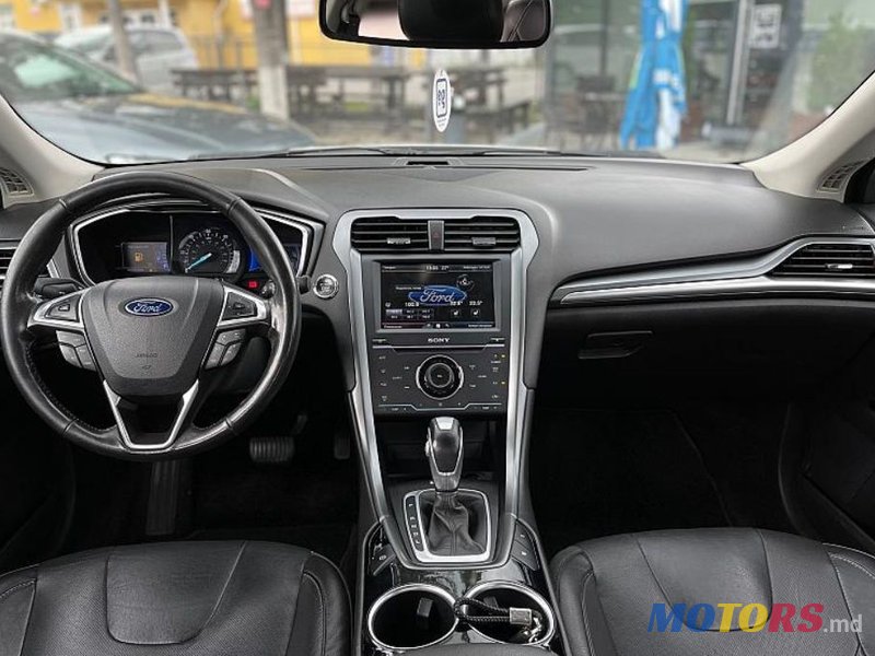 2013' Ford Fusion photo #4