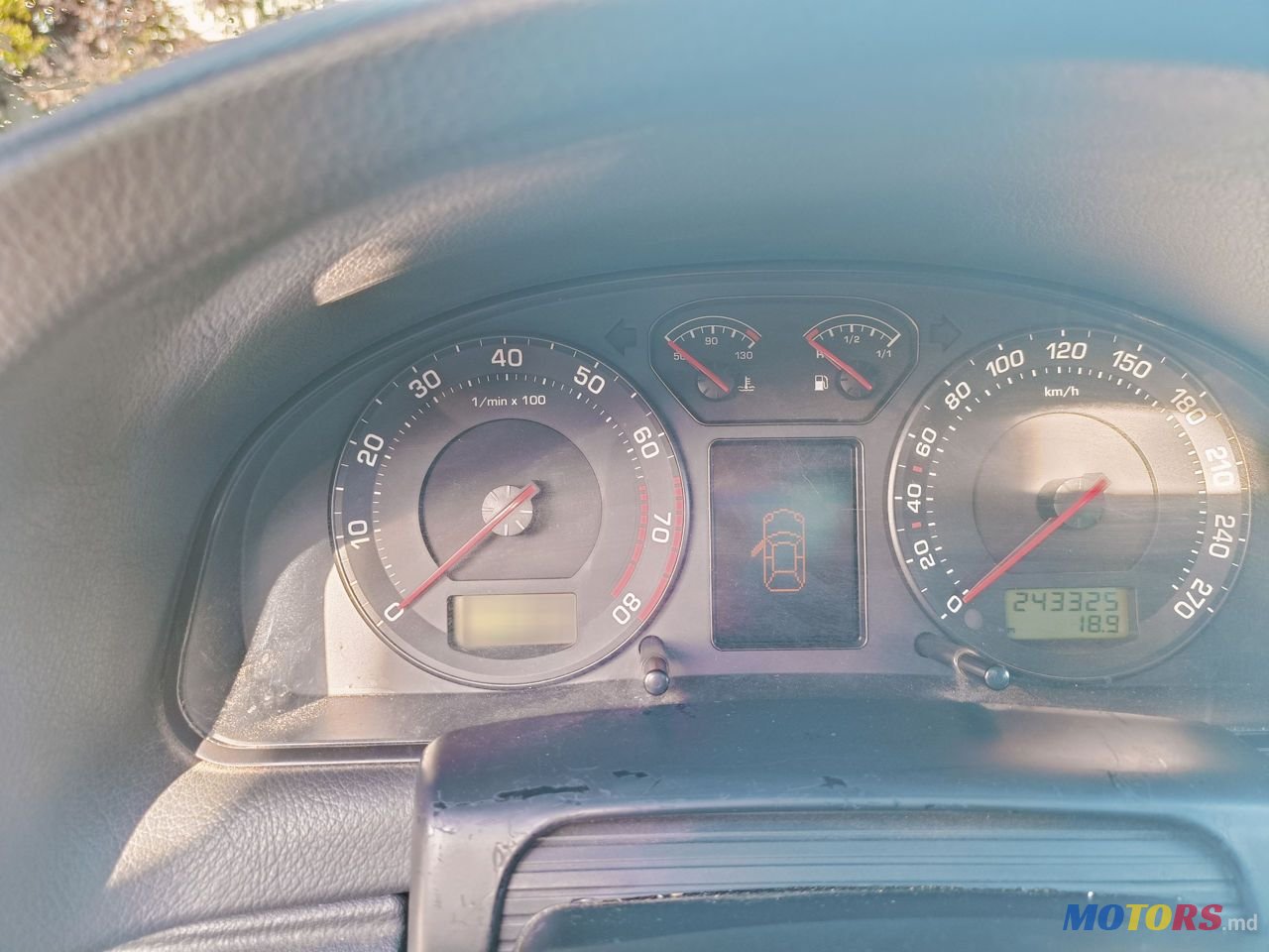 2005' Skoda Superb photo #4