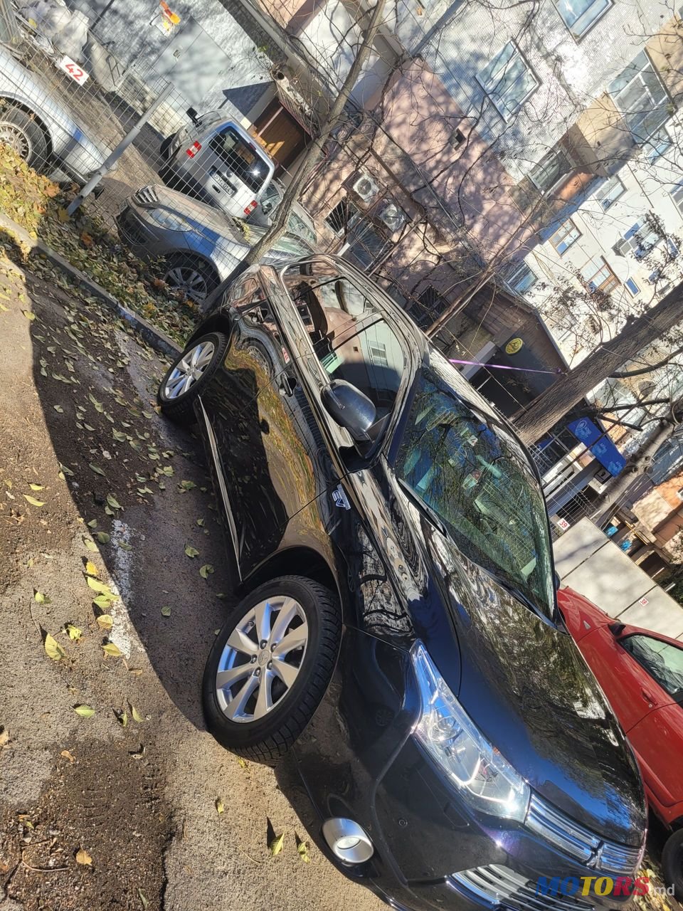 2014' Mitsubishi Outlander photo #6