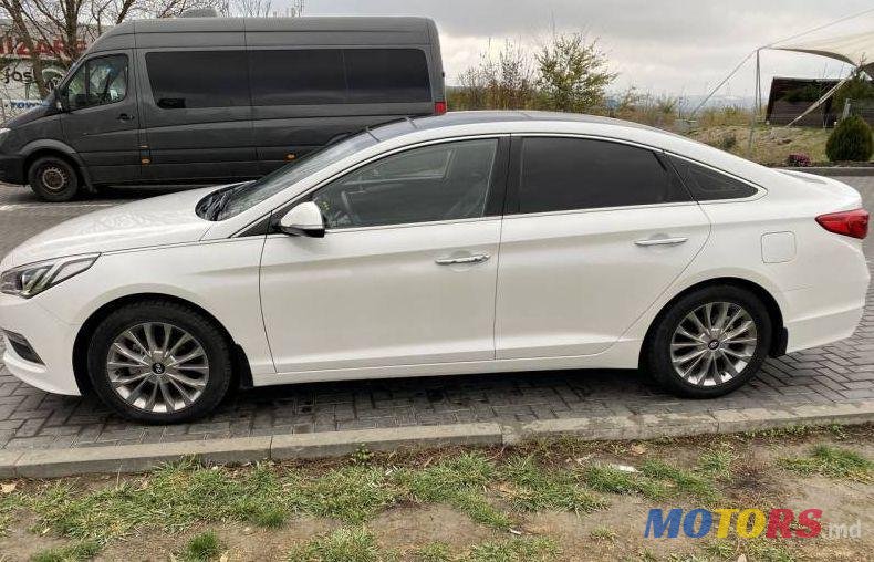 2014' Hyundai Sonata photo #3