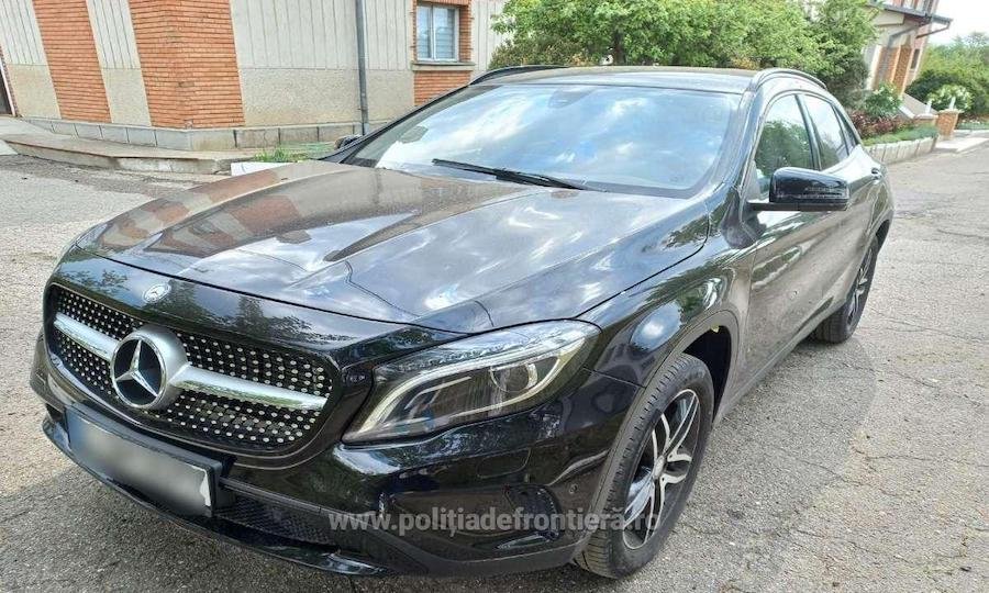 Un moldovean a încercat foarte repede să ascundă pe teritoriul RM un Mercedes-Benz cumpărat în Germania