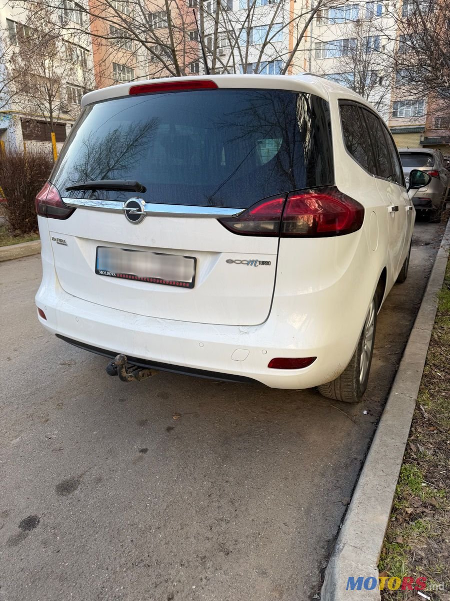 2013' Opel Zafira photo #5