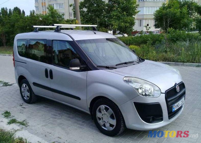 2010' Fiat Doblo photo #1
