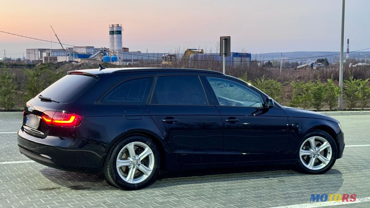 2012' Audi A4 photo #4