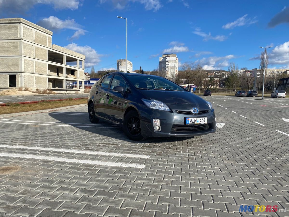 2011' Toyota Prius photo #1