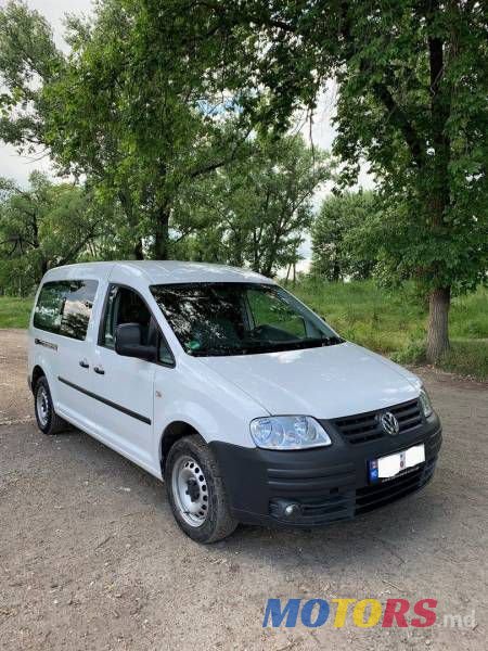 2010' Volkswagen Caddy photo #3
