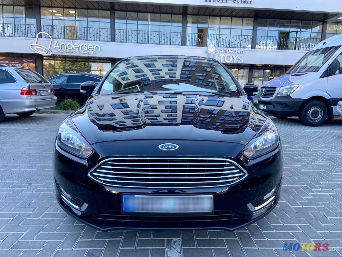 2015' Ford Focus photo #2