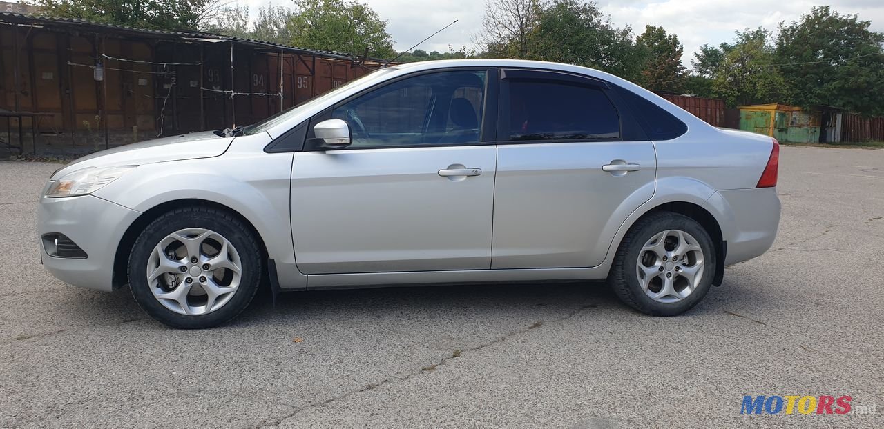 2009' Ford Focus photo #4