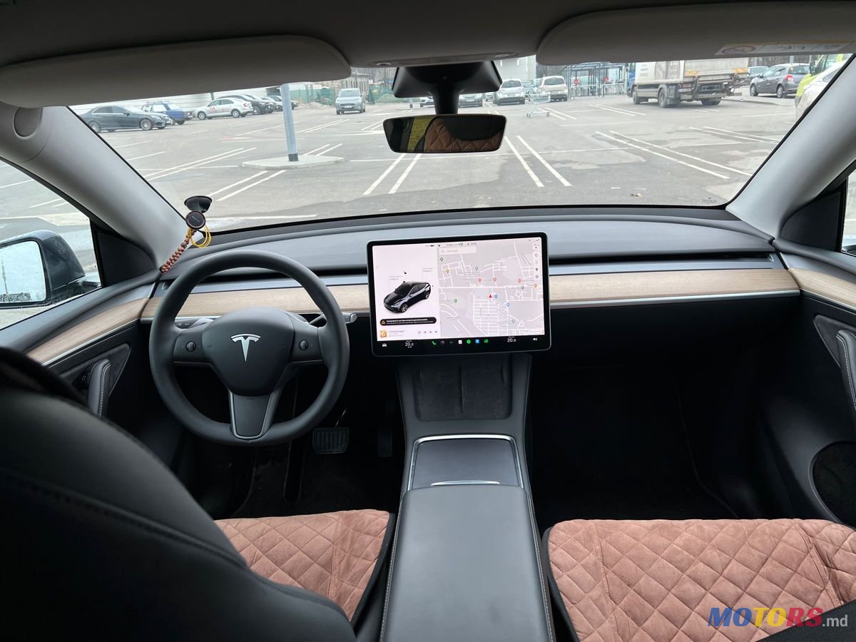 2023' Tesla Model Y photo #5