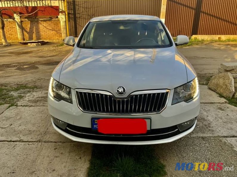 2014' Skoda Superb photo #3