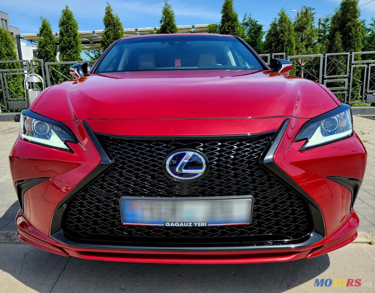 2019' Lexus Es Series photo #2