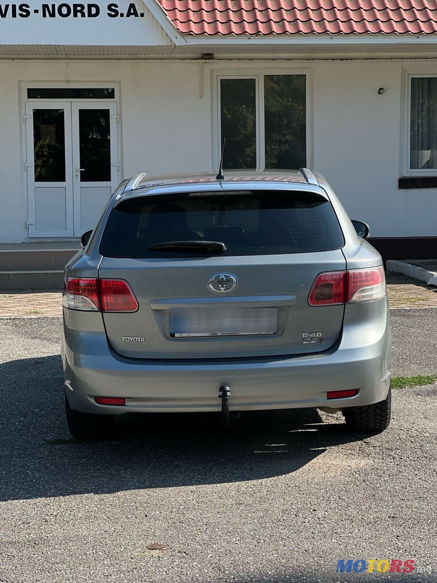 2010' Toyota Avensis photo #1