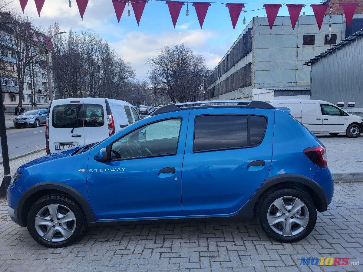2013' Dacia Sandero Stepway photo #5