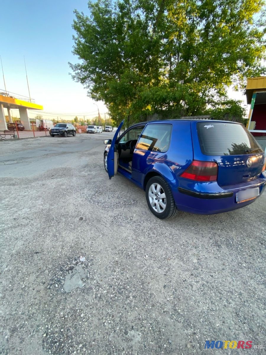 2000' Volkswagen Golf photo #2