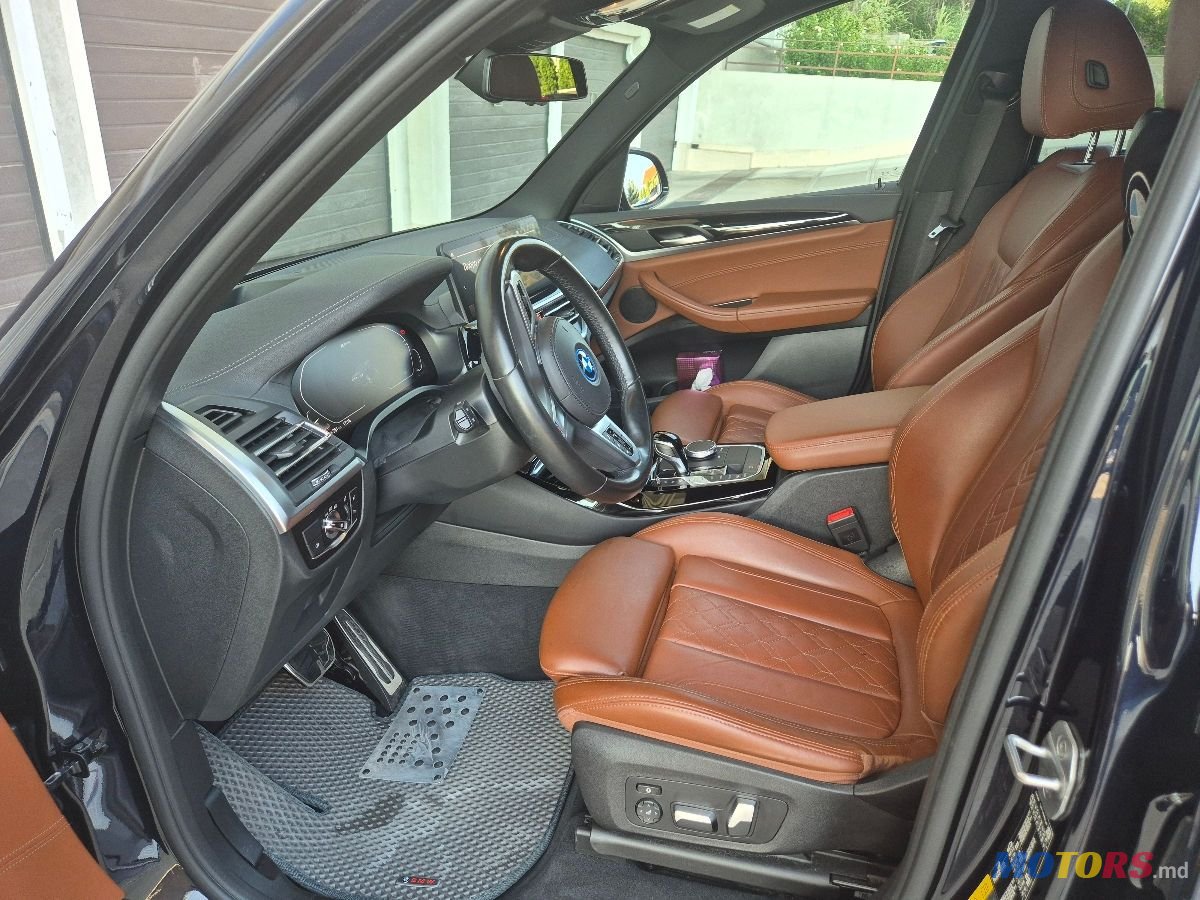 2022' BMW X3 photo #6