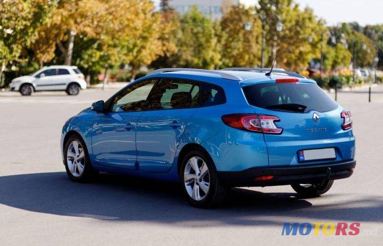 2013' Renault Megane photo #2