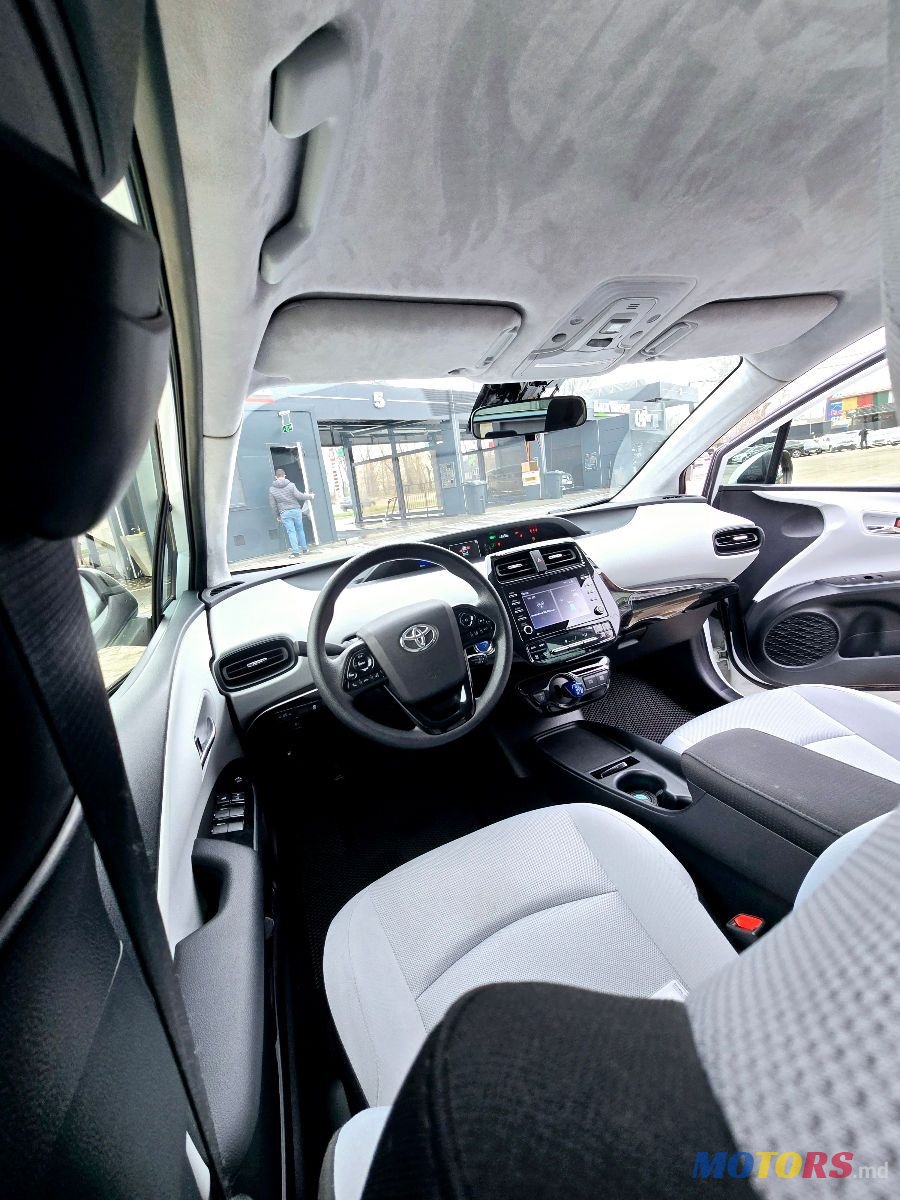 2021' Toyota Prius photo #6