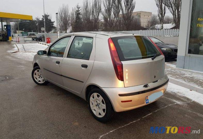 2005' Fiat Punto photo #3