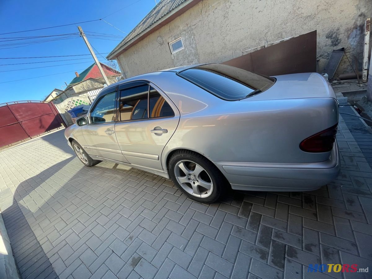 2001' Mercedes-Benz E-Class photo #6