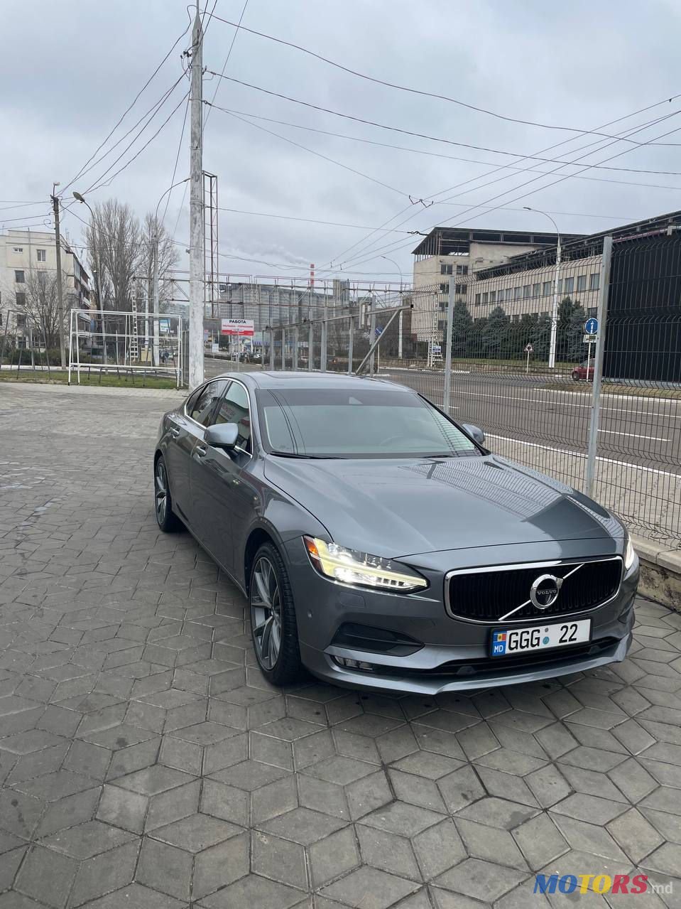 2017' Volvo S90 photo #2