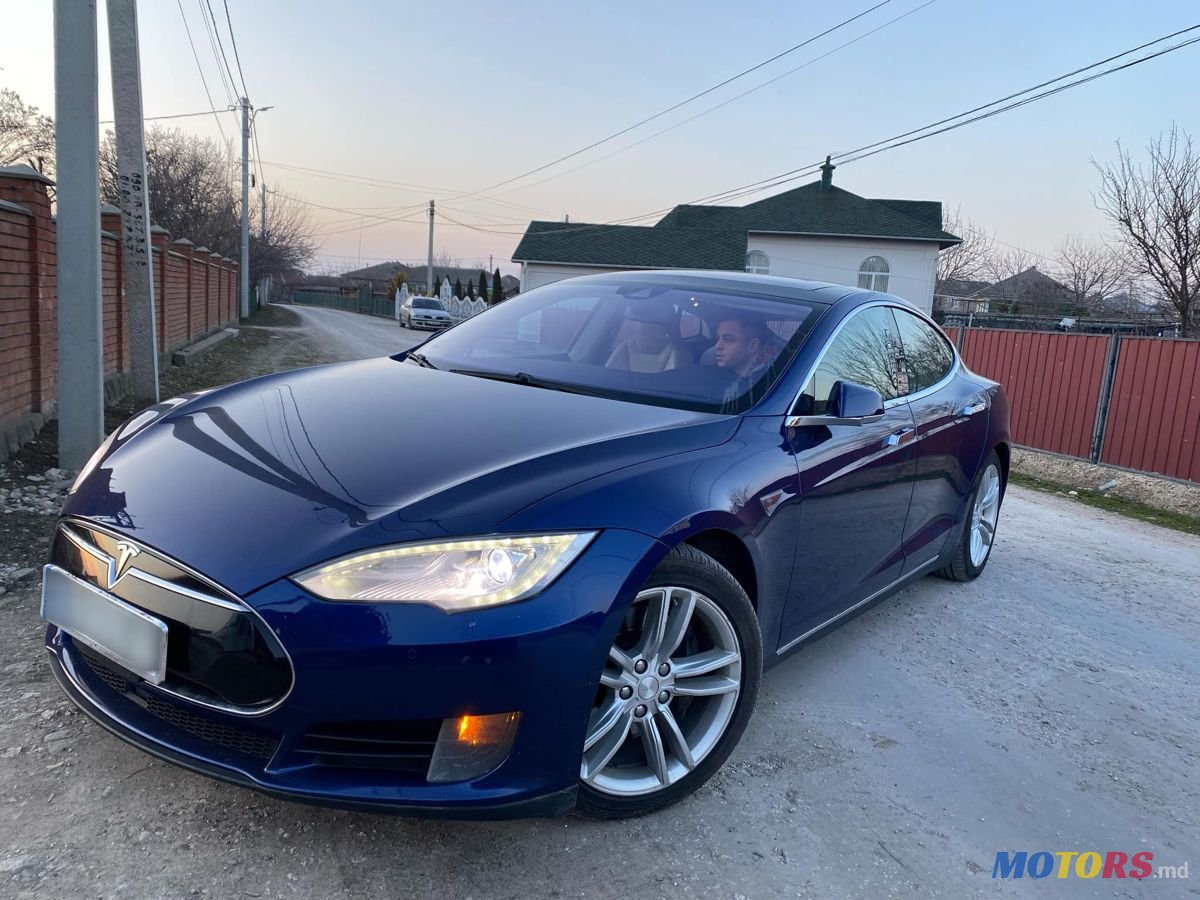 2016' Tesla Model S photo #2