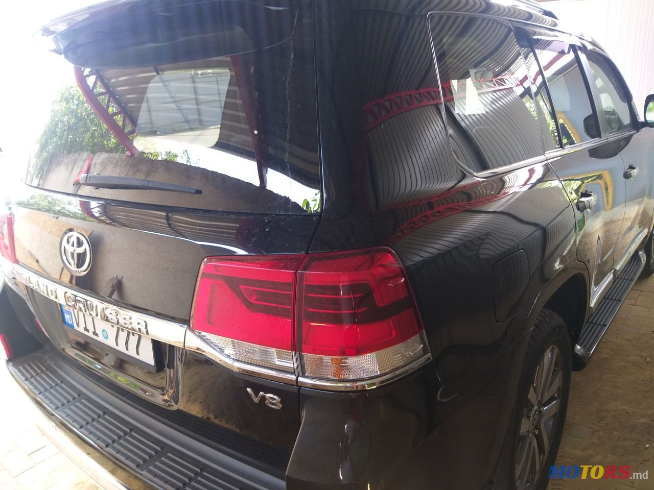 2018' Toyota Land Cruiser photo #5