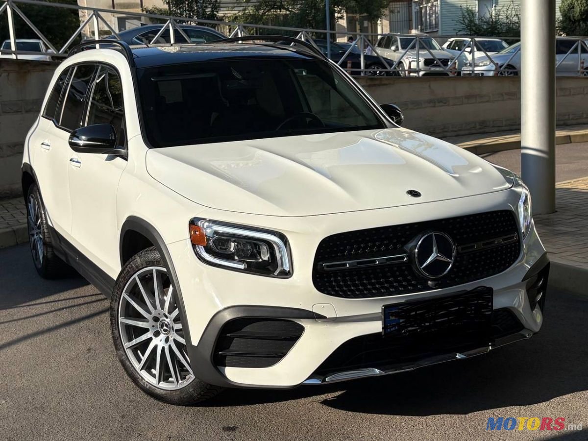 2021' Mercedes-Benz GLB photo #1
