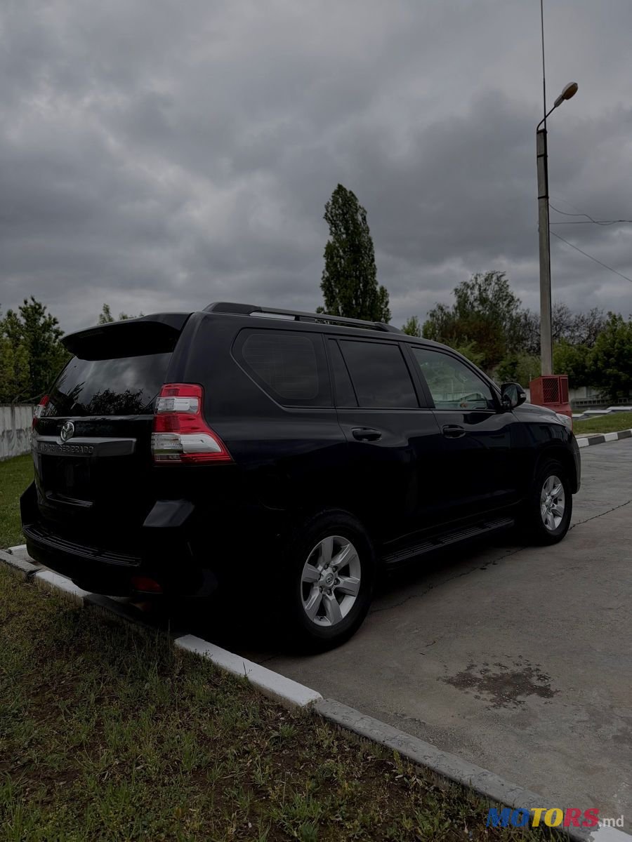 2016' Toyota Land Cruiser Prado photo #5