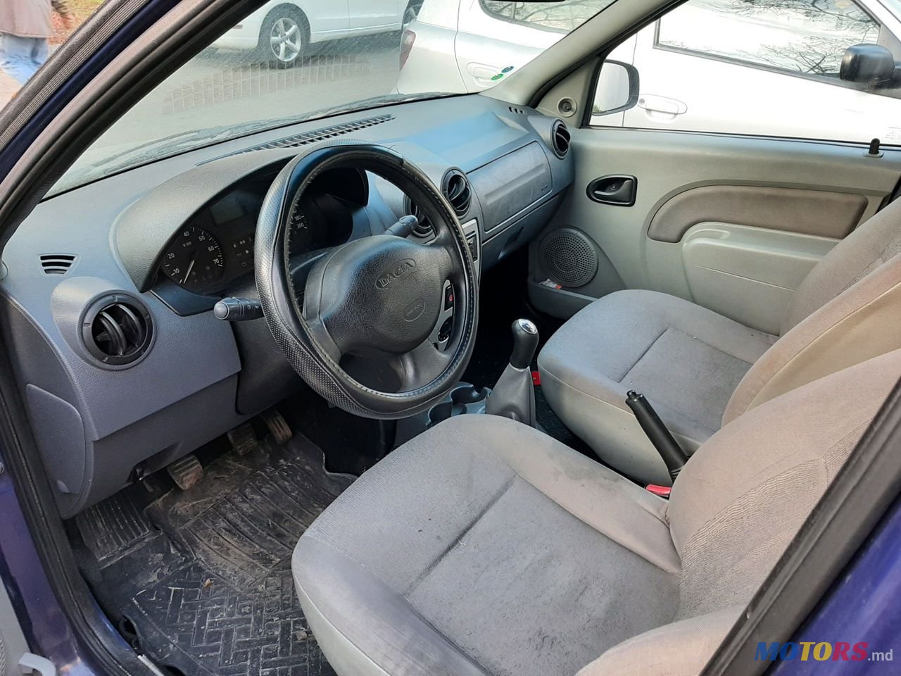 2007' Dacia Logan Mcv photo #5