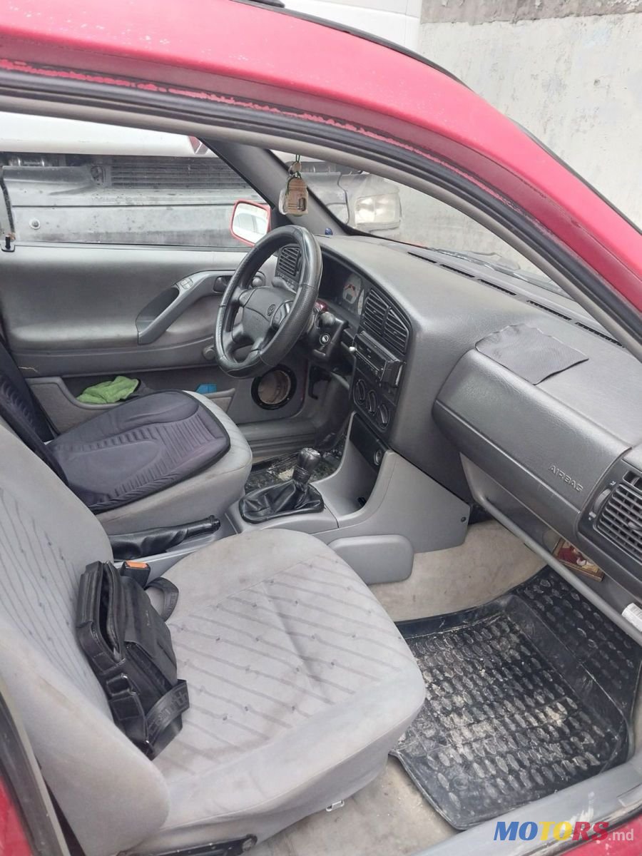 1996' Volkswagen Passat photo #6