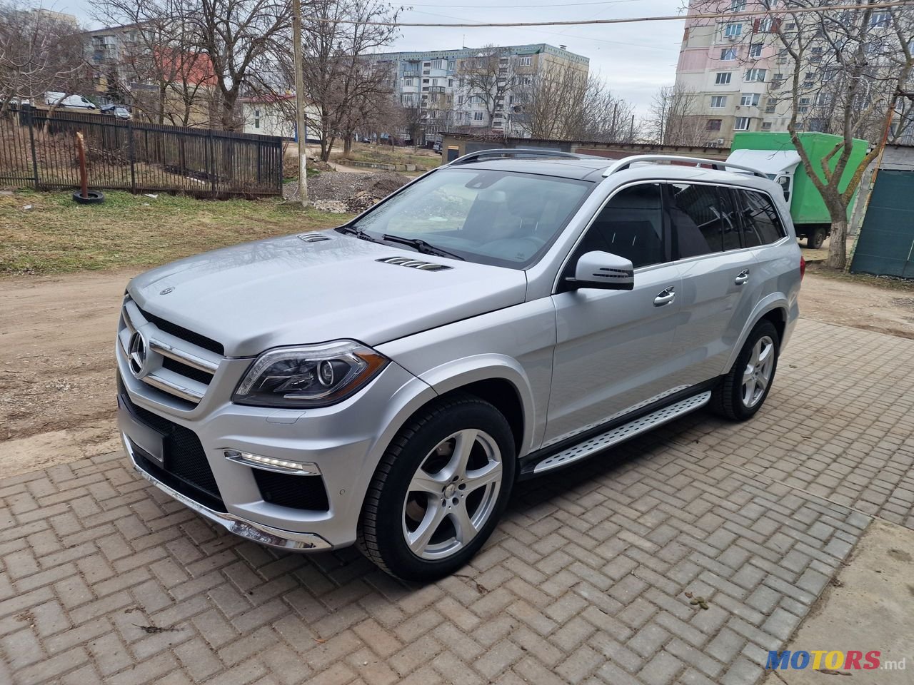 2015' Mercedes-Benz GL-Class photo #1