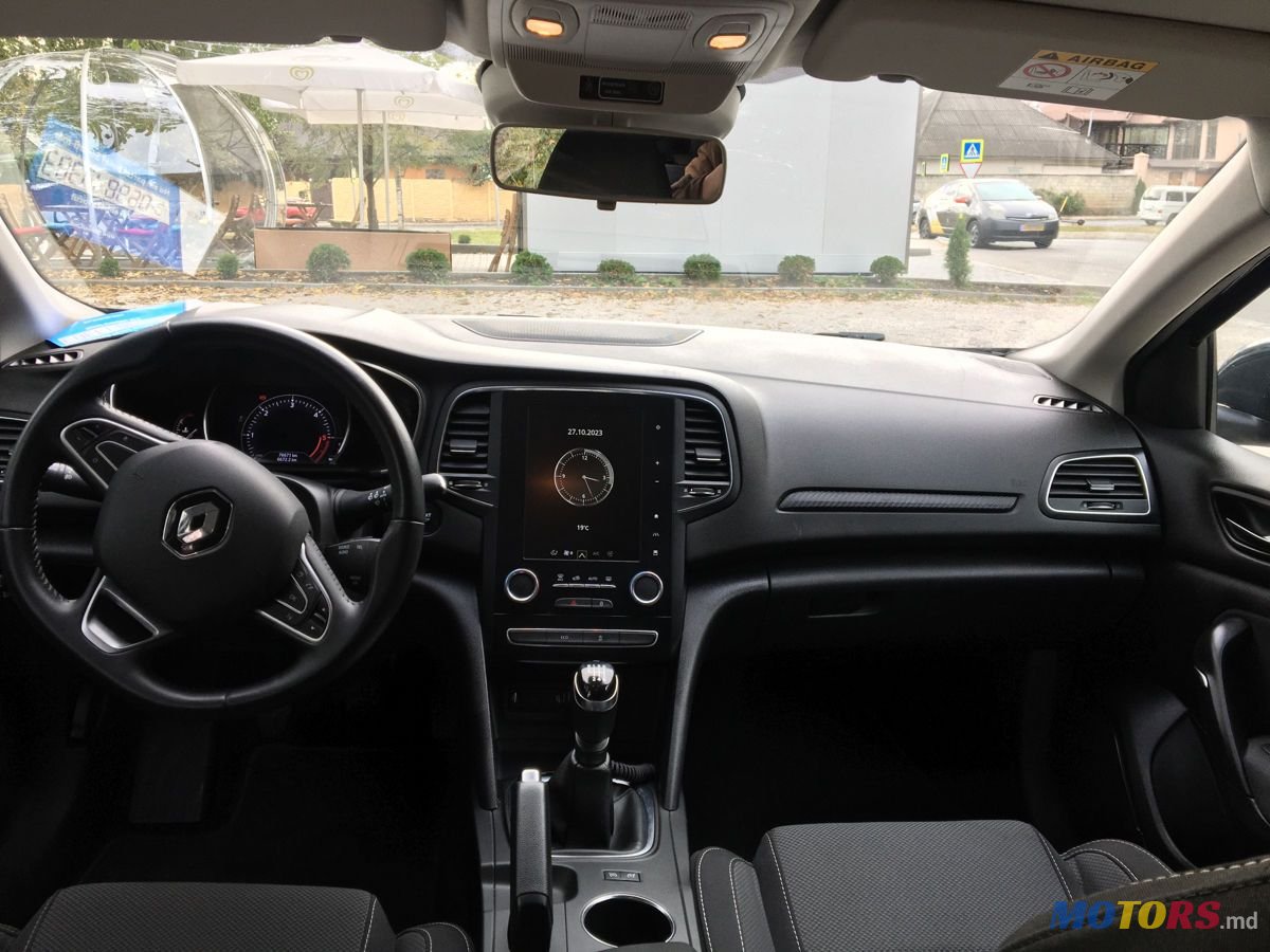 2020' Renault Megane photo #6