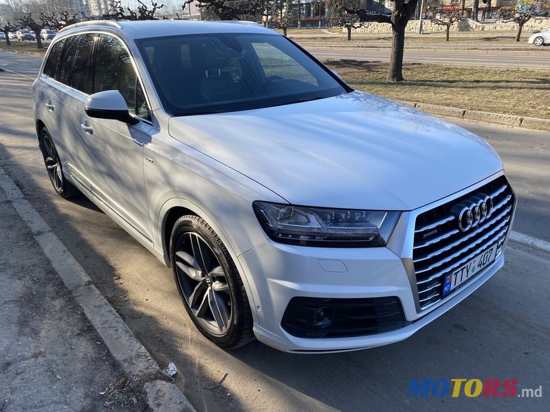 2018' Audi Q7 photo #3