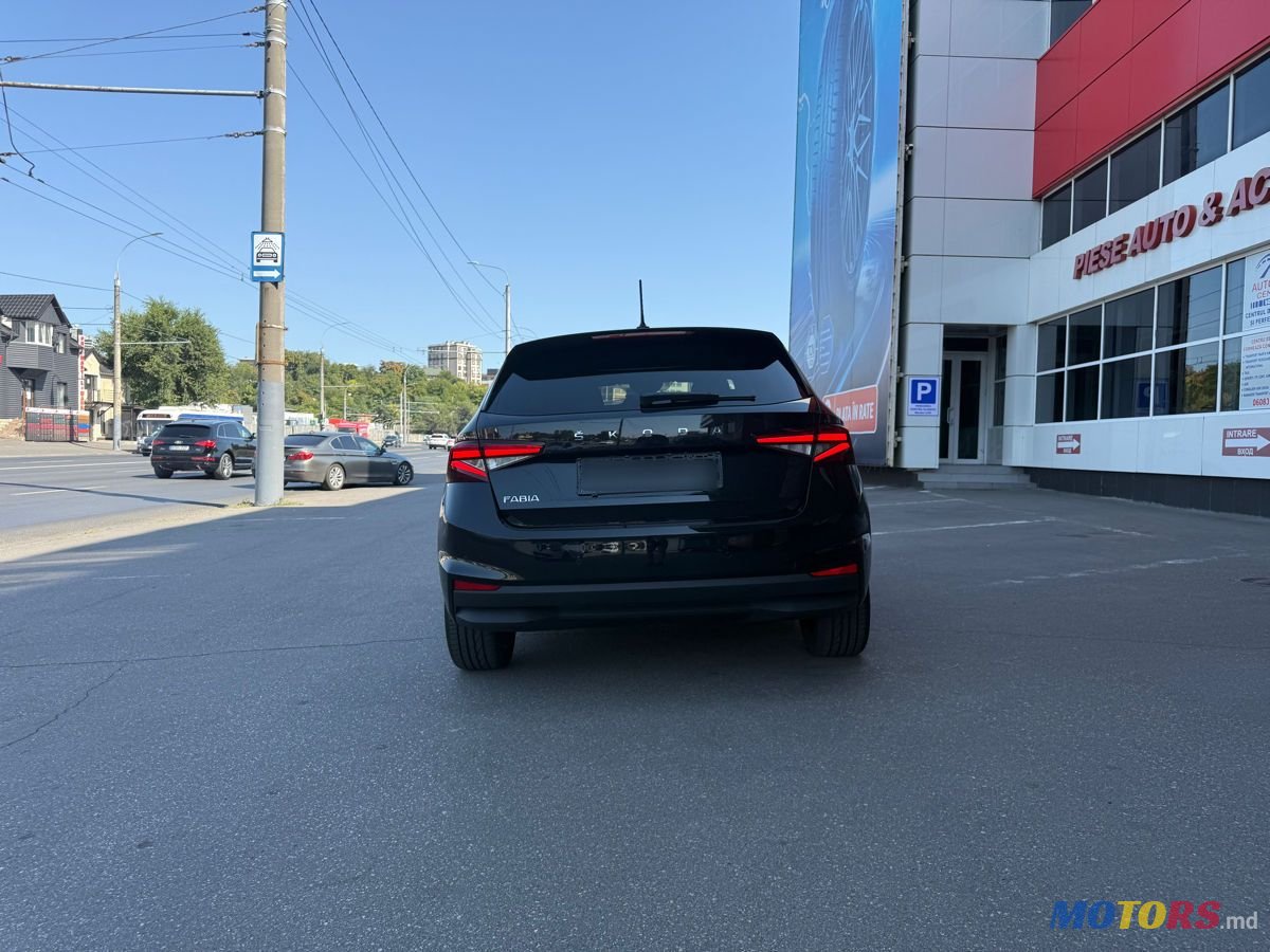 2022' Skoda Fabia photo #2