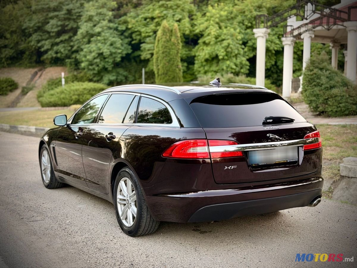 2014' Jaguar XF photo #4