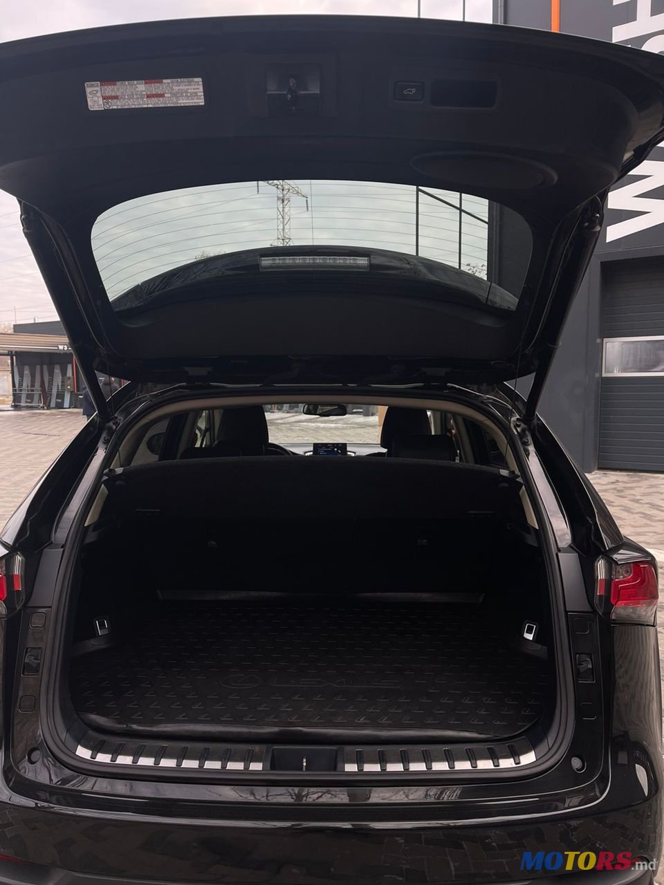 2017' Lexus Nx Series photo #6