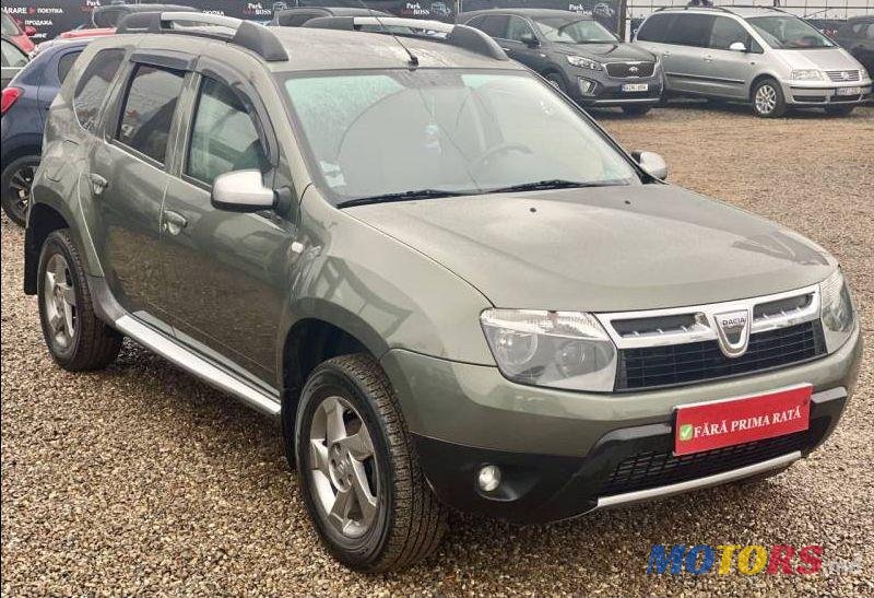 2013' Dacia Duster photo #2