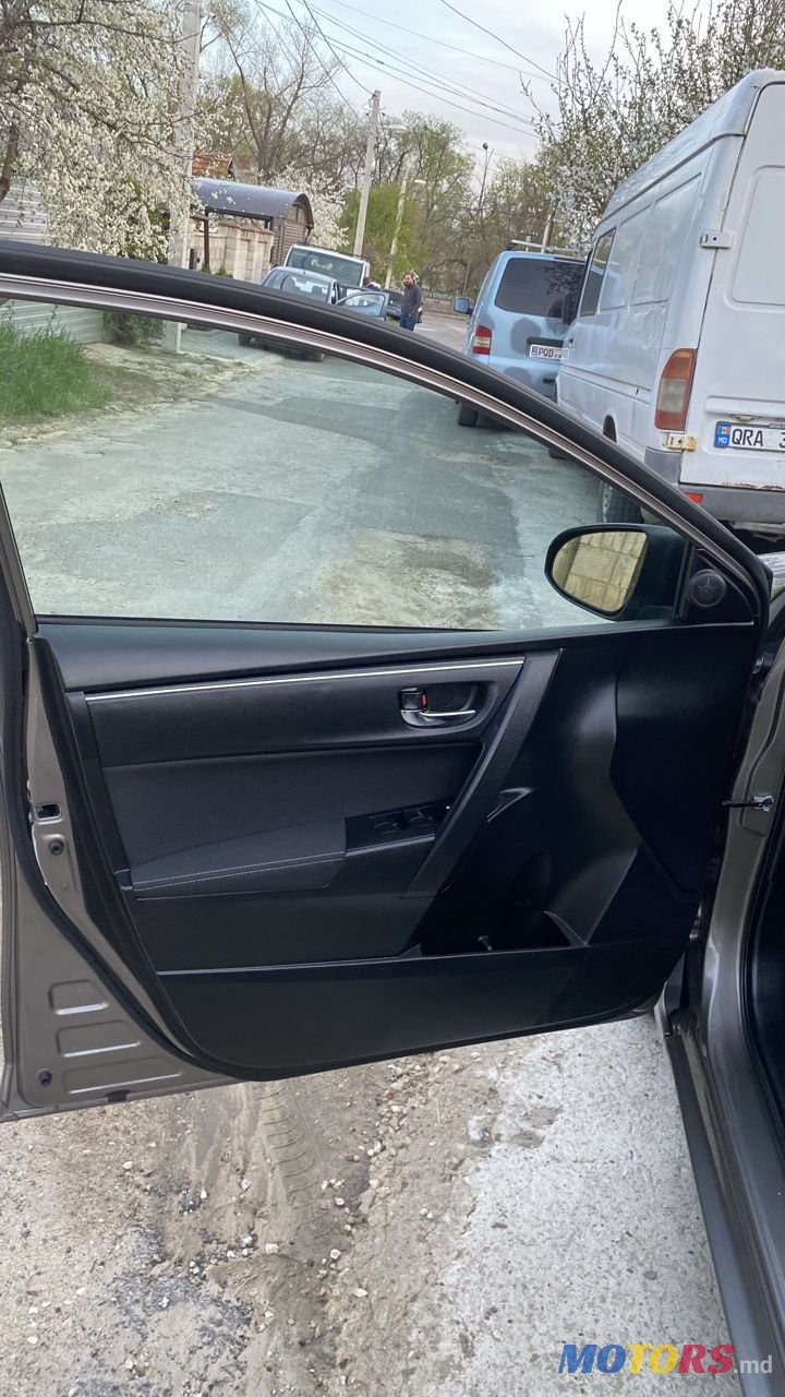 2018' Toyota Corolla photo #5