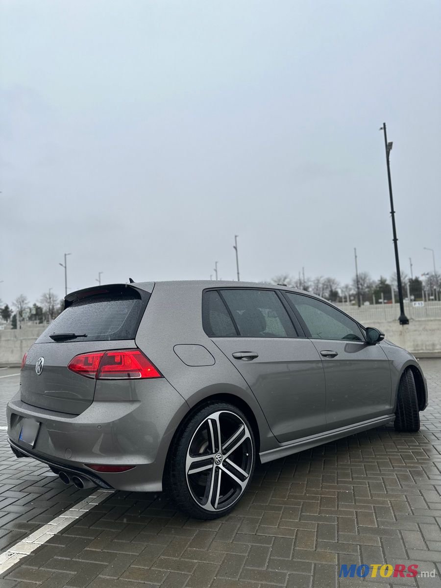 2015' Volkswagen Golf photo #3