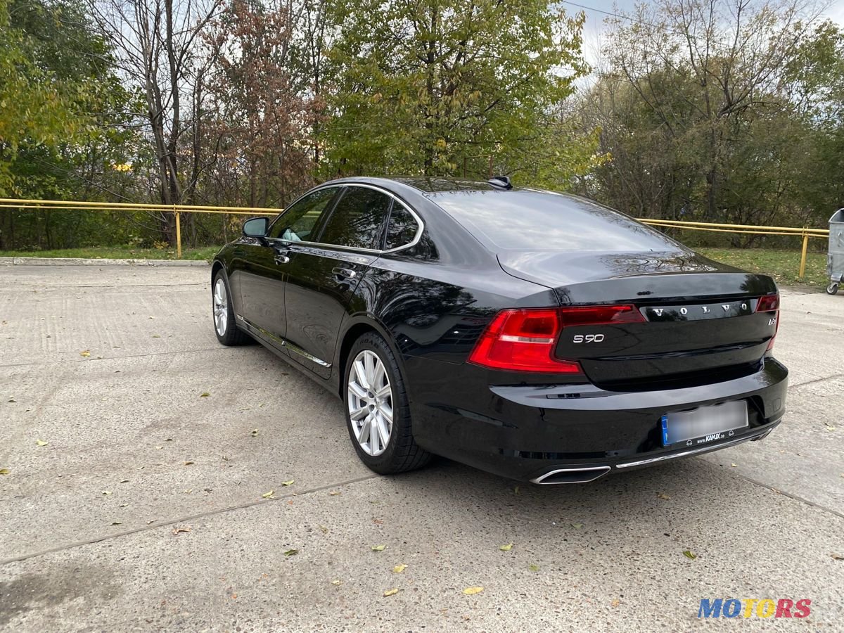 2017' Volvo S90 photo #4