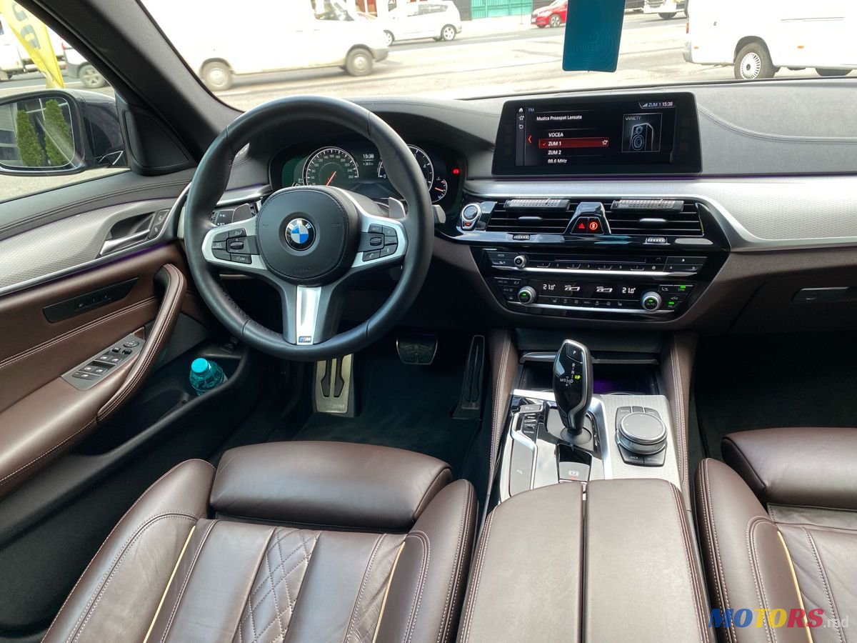 2018' BMW 5 Series photo #5