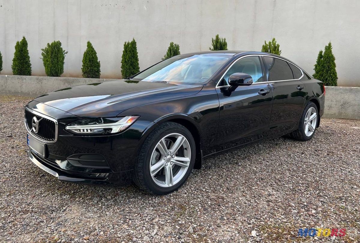 2017' Volvo S90 photo #1