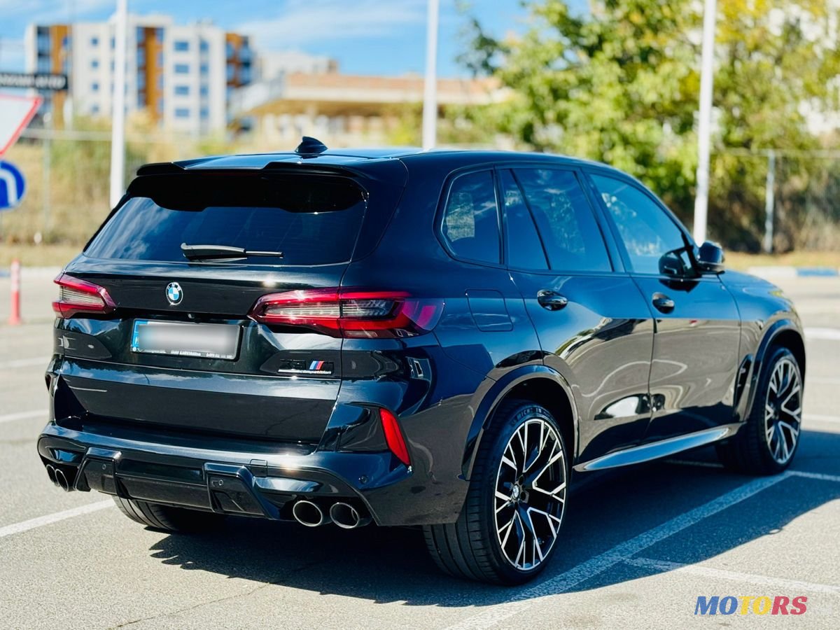 2022' BMW X5 M photo #5