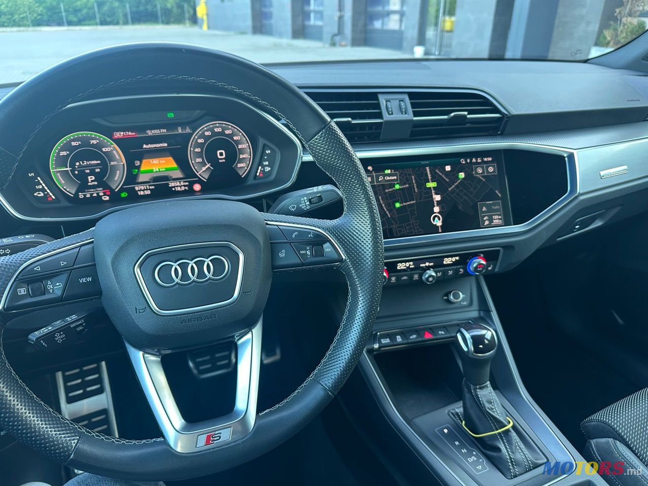2021' Audi Q3 photo #6