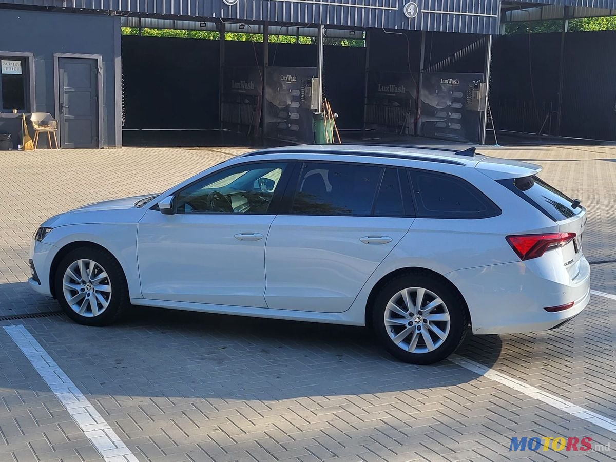 2021' Skoda Octavia photo #4