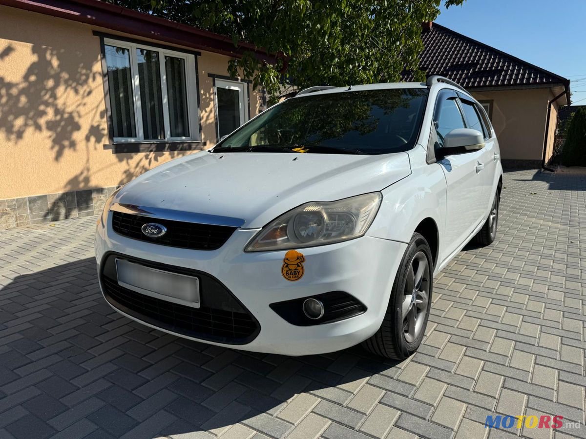 2009' Ford Focus photo #5