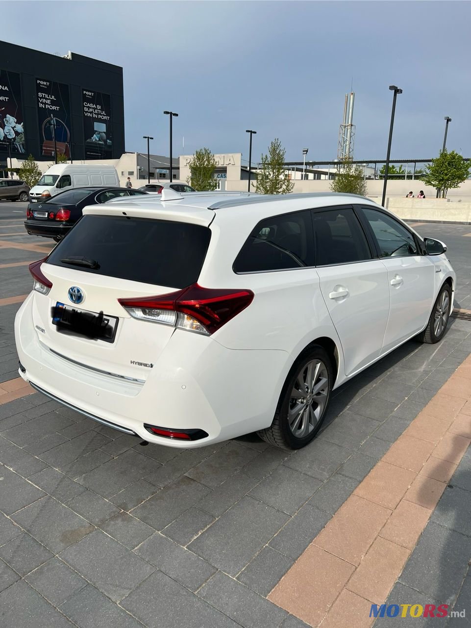 2017' Toyota Auris photo #6