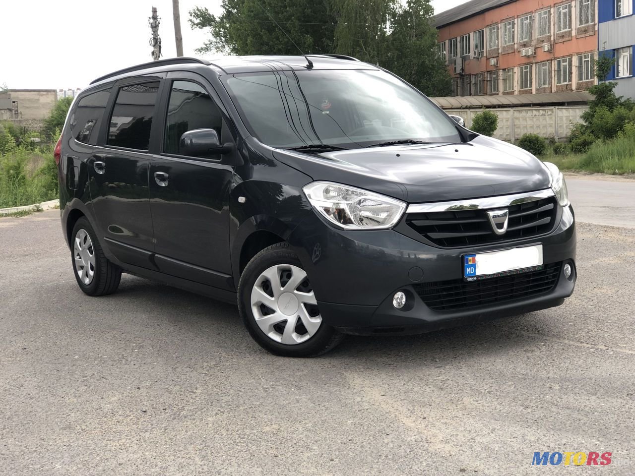 2012' Dacia Lodgy photo #2